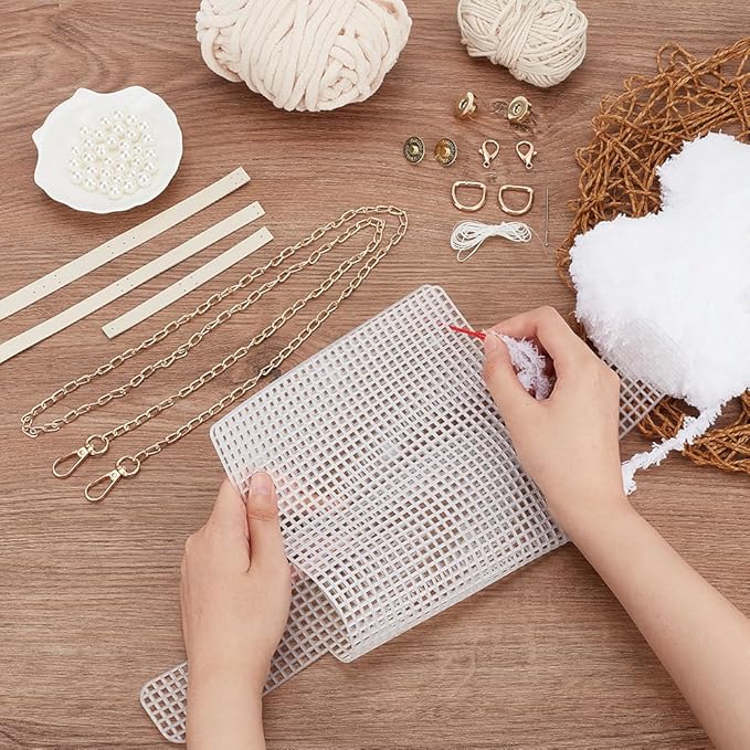 WADORN DIY Knitting Crochet Handbags Kit, Mesh Plastic Canvas Kit for Shoulder Bags DIY Knitting Crochet Crossbody Bag Materials Handmade Purse Stitching Set for Crafting Embroidery Projects, Linen