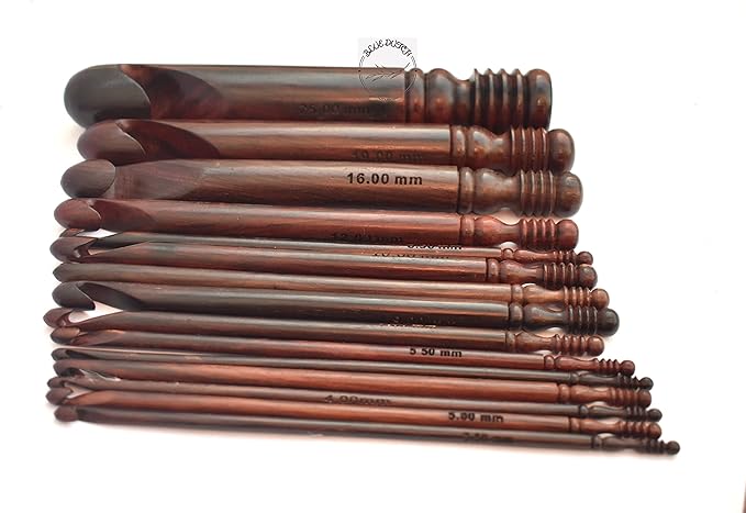 BLUE DUTCH ARTS Rosewood Crochet Set of 15 Hooks Crochet Hooks Ergonomic Soft Grip 3.5 MM to 25 MM, Wooden Crochet Hooks for Knitting Size Engraved