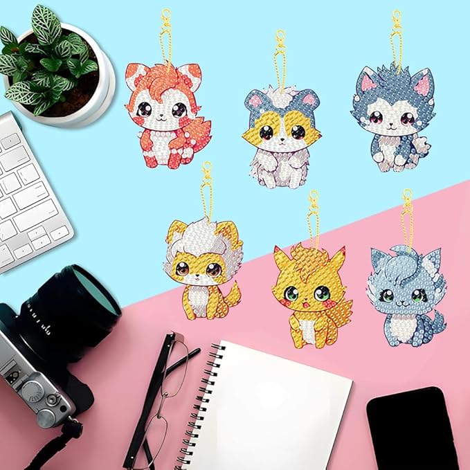 Masendp 8 Piece 5D DIY Animal Diamond Painting Keychain Set, Cartoon Diamond Pendant Hanging Animal Art Ornament for Adult Beginner Pack Birthday Family Party Decoration