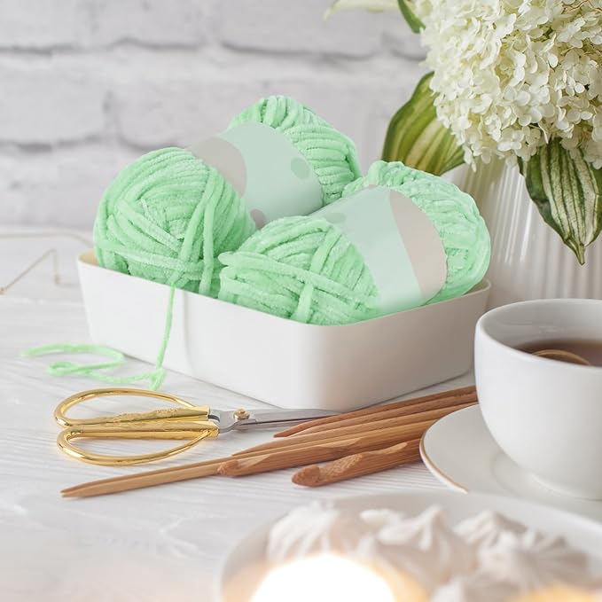 Amylove 6 Rolls Soft Velvet Chenille Yarn for Crocheting 1182 Yards Polyester Blanket Fuzzy Thick Yarn for DIY Knitting Bulky Weaving Crafts, 197 yd, 3.53 oz Each Roll(Light Green)
