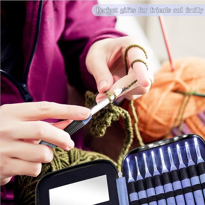 Chuangdi 9 Pieces Lighted Crochet Hooks with Case 9 Size LED Light Crochet Hooks Set Knitting Needles Craft Yarn Weaving Needles Comfortable Smooth Handle for Knitting, 2.5 mm-6.5 mm(Purple)