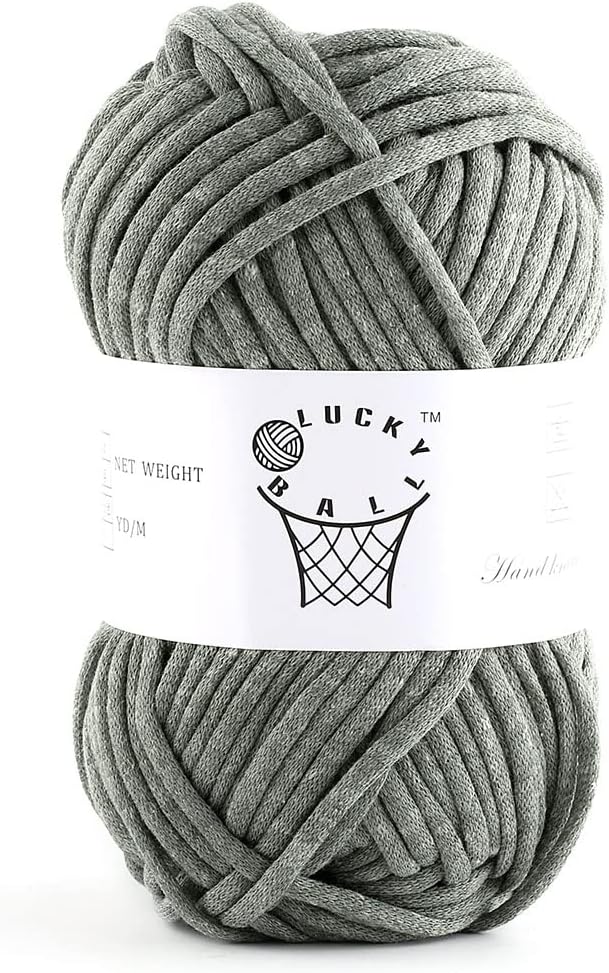 100g Yarn for Crocheting and Knitting,66yds/60m Cotton Yarn for Beginners,Cotton-Nylon Acrylic Blend Yarn for Beginners Crochet Kit Making(Dark Green)