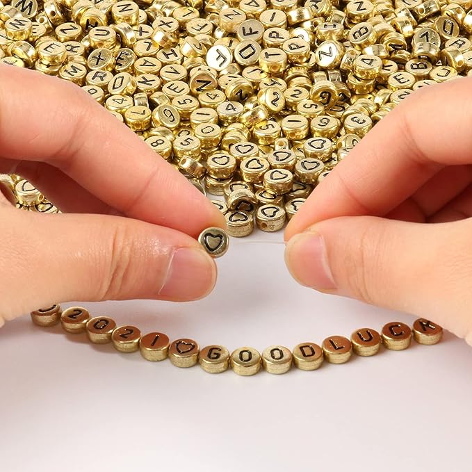 Yochus 1000pcs Gold Letter Beads for Bracelets, 4x7mm Black Alphabet A-Z Beads Friendship Bracelets Jewelry Making Kit Earring Bracelet Making Kit for Teen Gifts