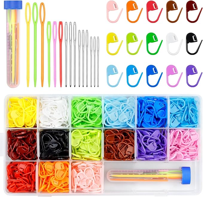 FIVEIZERO 900 Pieces Stitch Markers,with 15Pcs Large Eye Blunt Sewing Needles,Colorful Crochet Markers for Knitting Stitch Locking Clips Crochet Pins with Storage Box