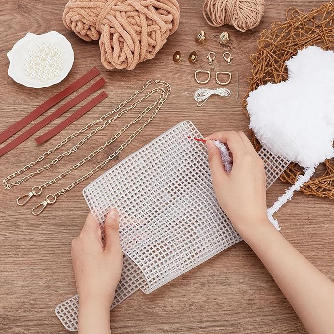 WADORN DIY Knitting Crochet Handbags Kit, Mesh Plastic Canvas Kits for Shoulder Bags DIY Knitting Crochet Crossbag Materials Handmade Purse Stitching Kit for DIY Crafting Embroidery Projects, Peru