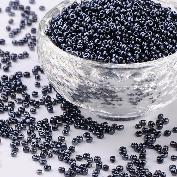 Perlin Glass Seed Beads 4mm 6/0 Round Mini Small Pony Spacer Beads 1100pcs for Jewelry Making Earrings Bracelets Pendants Waist DIY Handmade Metallic Color Kit (Black)