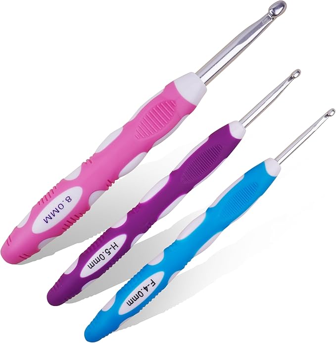 4mm 5mm 8mm Crochet Hook, Smooth Metal Head and Soft Rubber Grip Extra Long Ergonomic Crochet Hooks for Arthritic Hands, Beginners and Crochet Enthusiast