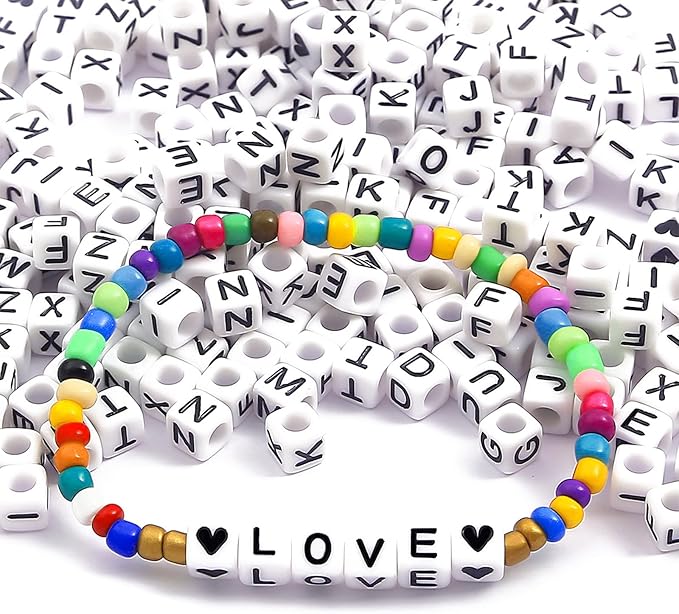Alphabet Beads A-Z 1000+Pcs Letter Beads, Acrylic 4x7mm Round Letter Bead Kits,Black Digit and Colorful Smile Bead for Bracelets Necklaces DIY Jewelry Making (Square White,1000+PCS)