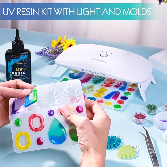 Suzzam UV Resin Jewelry Making Kit, 300g Crystal Clear UV Resin Kit with Molds, 30w & 22 Lamp Beads UV Resin Light Large for Craft Making Earrings, Necklaces, Keychains