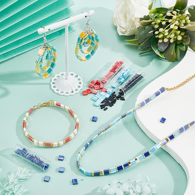 NBEADS 790 Pcs 3 Sizes 2-Hole Beads Set, 10 Colors 2-Hole Glass Seed Beads Spacer with 300Pcs Round Seed 5x5mm/5x2mm/5×1mm Mini Japanese Glass for Bracelet Necklace Earring Jewelry Making