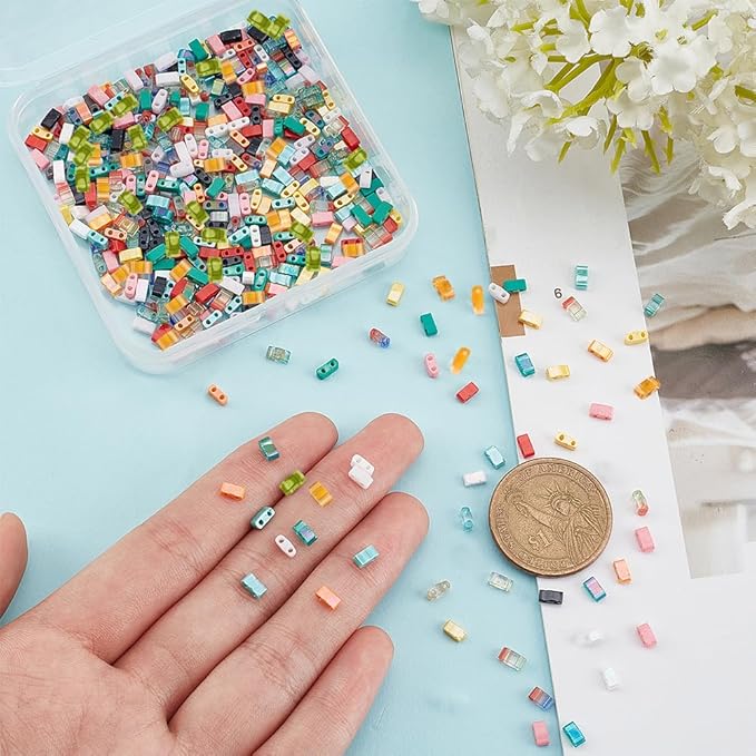 NBEADS About 450 Pcs Half Cut 2-Hole Glass Spacer Seed Beads, 4.5-5x2mm Rectangle Mini Japanese Glass Beads for Bracelet Necklace Earring Jewelry Making - 15 Colors