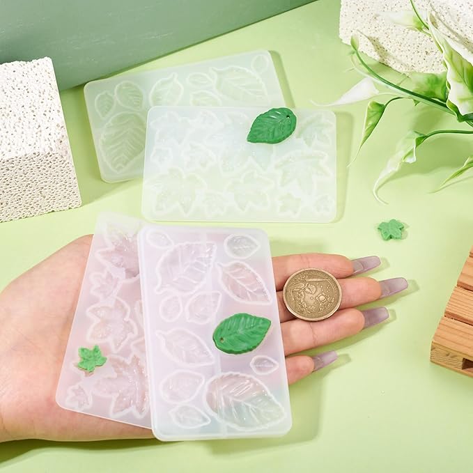25 Styles Leaf Charms Silicone Molds Resin Mold Assorted Tree Leaves Pendants Resin Casting Molds for Crafts DIY UV Epoxy Summer Spring Earring Keychain Making Supplies