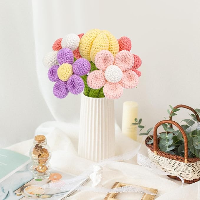 Iuuidu Crochet Kit for Beginners, Flower Bouquet Crochet Kit, Crochet Starter Kit for Beginners Adults with Step-by-Step Video Tutorials for Birthday Day Wedding Present, DIY Home Decor