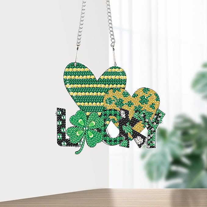 DIY Diamond Painting Hanging Ornament – St. Patrick’s Day Lucky Sign with Shamrock and Hearts, 5D Green Rhinestone Craft for Wall Door Festival Decor