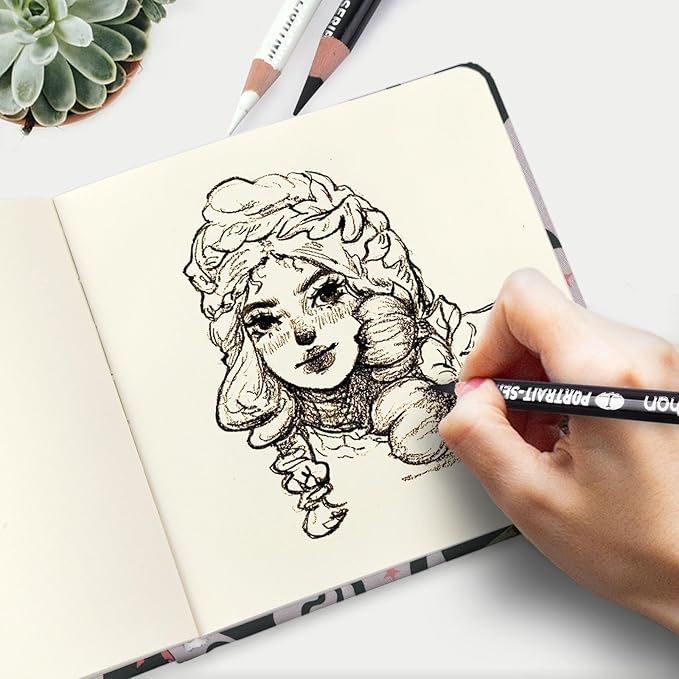 Handy Size 5 x 5 inches Sketch Book, 80GSM Acid Free Artistic Drawing Painting Writing Paper, Hardcover Cloth Cover Art Sketchbook,Journal Notebook.Bow Black Cat