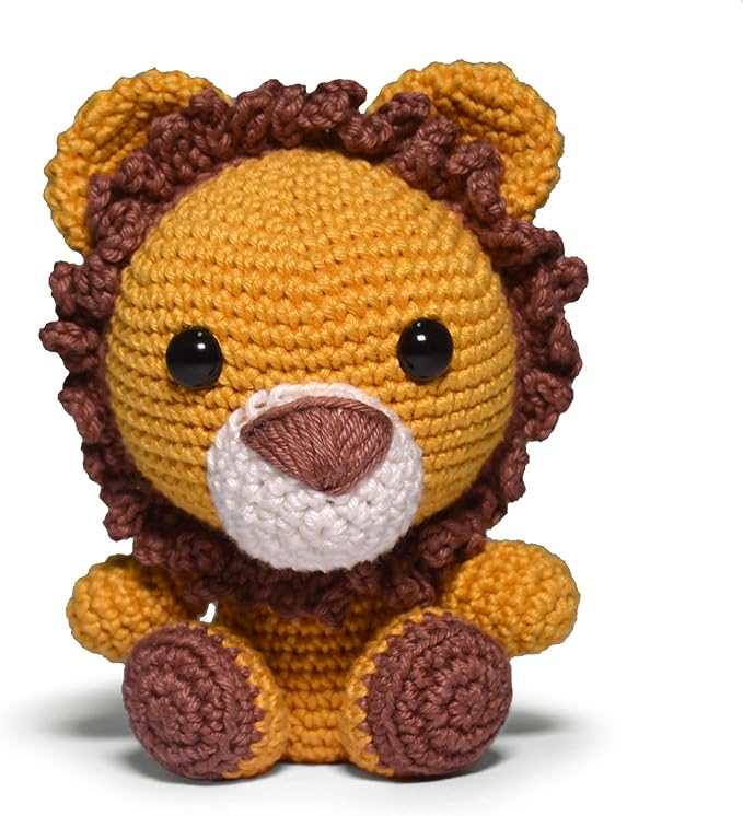 CIRCULO Amigurumi Kit - Safari Animal Crochet Kit for Beginners with Easy Instructions - All-Inclusive - Set with Premium Amigurumi Yarn - Lion