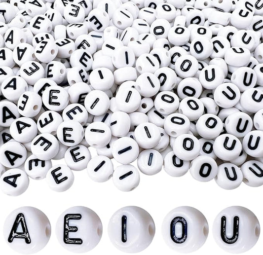 MIIIM 1000pcs Vowel Pony Letter Beads for Keychains Making (A, E, I, O, U), 4x7mm Round Letter Beads for Bracelets Making, Alphabets, Numbers (White and Black)