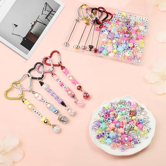 204 Pcs DIY Keychain Making Kit Letter Beads Key Chain Flower Star Heart Bead Kit Acrylic Key Ring Bag Charms Crafts Accessories