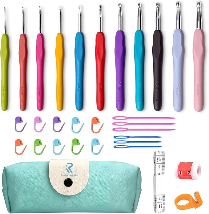 Buylorco Crochet Hooks 11 Size Crochet Hook Set with Soft Handle and Case Crochet Needle Kit for Beginners Knitting Needle Kit Yarn Crochet Kit 2mm(B) to 8mm(L)