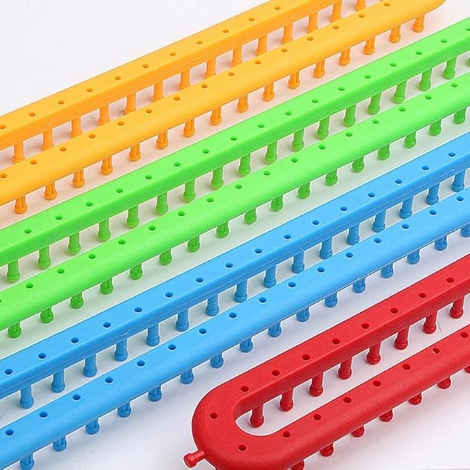 1 Set Portable Knitting Kit, Needle Scarf Knitter Weaving Loom Knitting Kit, Weaving Tool Sewing Accessories(red)