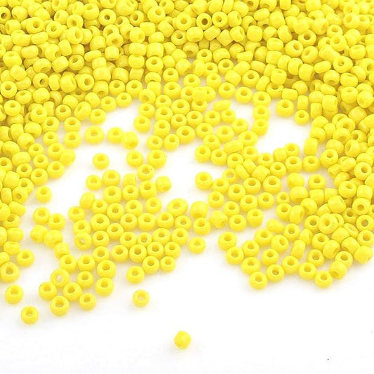 Perlin Glass Seed Beads 4mm 6/0 Round 1100pcs Mini Small Pony Spacer Beads Kit for Jewelry Making Earrings Bracelets Pendants Waist DIY Handmade (Yellow Opaque)