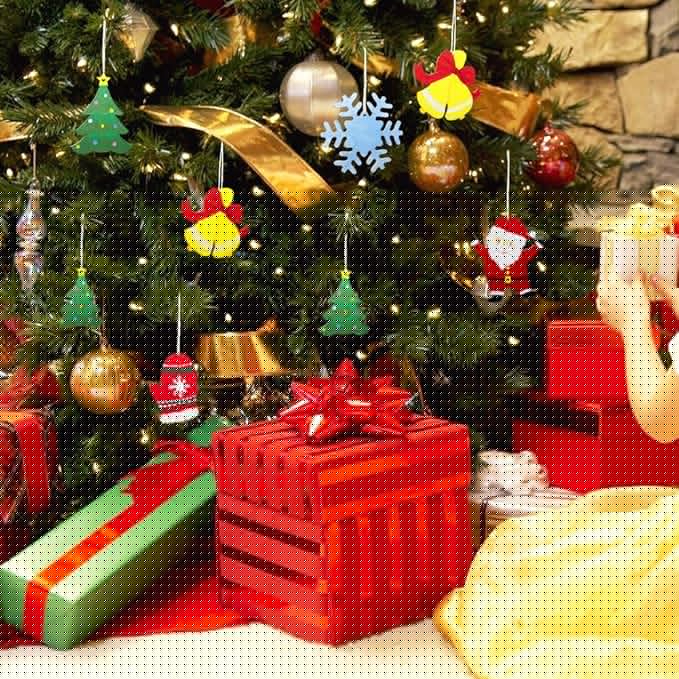 Hidreas 50 Pcs DIY Wooden Ornaments Christmas Wooden Ornaments Making Kit Christmas Crafts with Wax Rope and Rhinestone Stickers for Christmas Decoration and DIY Ornaments Making