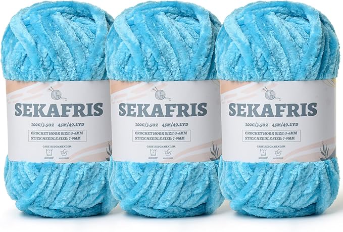 Fuzzy Chunky Chenille Yarn for Crocheting，Soft Plush Yarns for Hand Knitting，Bulky 3x100g（3x49.2 yd） Baby Blanket Yarn for Crocheting Amigurumi，Crochet Fluffy Velvet Yarns(Lake Blue)