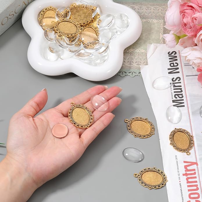 30 Pcs Pendant Tray Kit, 15 Pcs 30 x 40 mm Oval Bezel Blank Pendant Trays Base, 15 Pcs Transparent Glass Cabochons, Cameo Pendants for DIY Bridal Bouquet Photo Pendants Memorial Jewelry Making Necklace