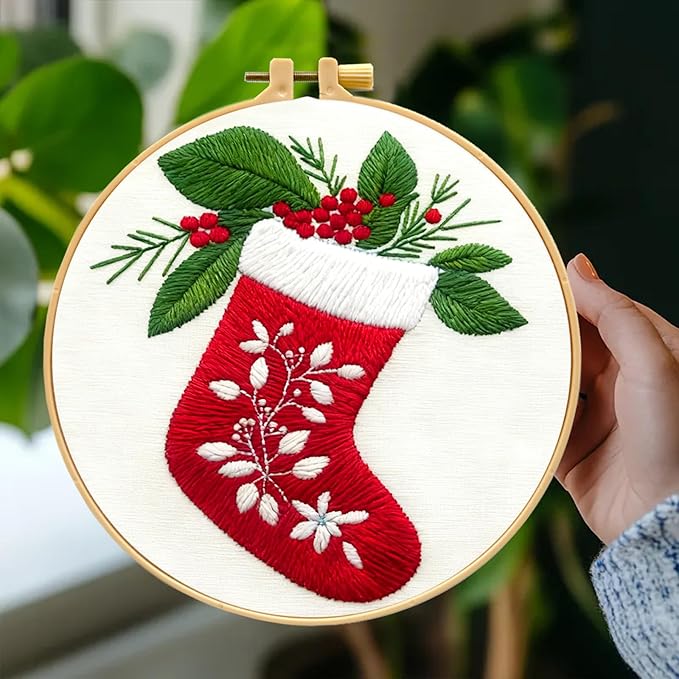 Zhenqing Christmas Stocking Embroidery Kit - 29x29cm Printed Fabric, Hoop & Tools for Beginners (C0035)
