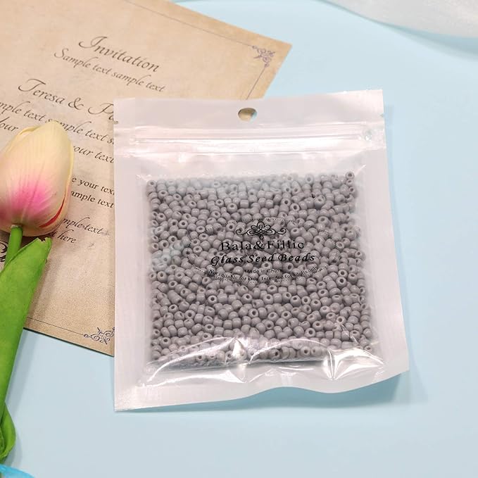 Bala&Fillic Grey Color 4mm Seed Beads About 1200pcs/100Grams in Bag, 6/0 Glass Craft Beads for Making Bracelet and Necklace (Grey)