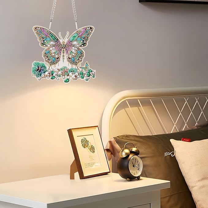 JZHYOAN Butterfly Diamond Art Hanging Kit DIY Hanging Diamonds Craft Ornament Diamond Painting Decorative Sign Wind Chimes with Diamonds Art Window Pendant Acrylic Pendants Crystal Arts Pendant