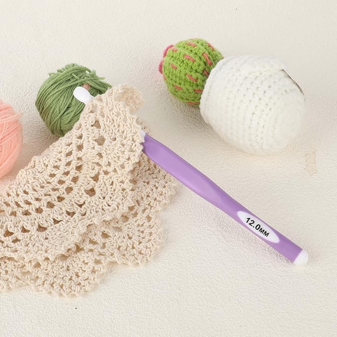 12.0mm Large Size Crochet with Ergonomiv Handle, Long Rubber Handle Crochet Hook, Knitting Giant Crochet Hooks for Chunky Yarn, Scarf, DIY, Wool Products(12MM)