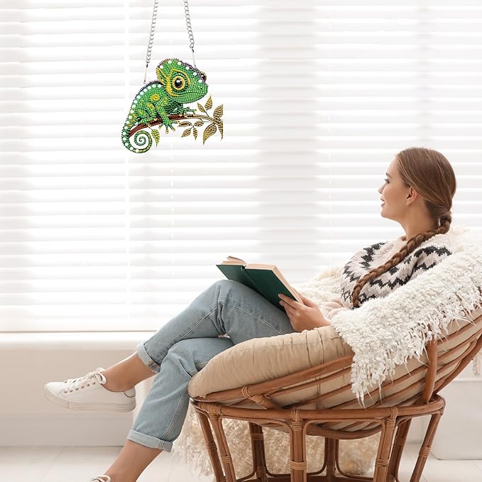 AiYuanzsh Diamond Painting Kits Hanging Pendant, Animal Chameleon Diamond Art Hanging Sign DIY Special Shaped Crystal Pendant Ornaments for Door Wall Window Home Xmas Halloween Decor