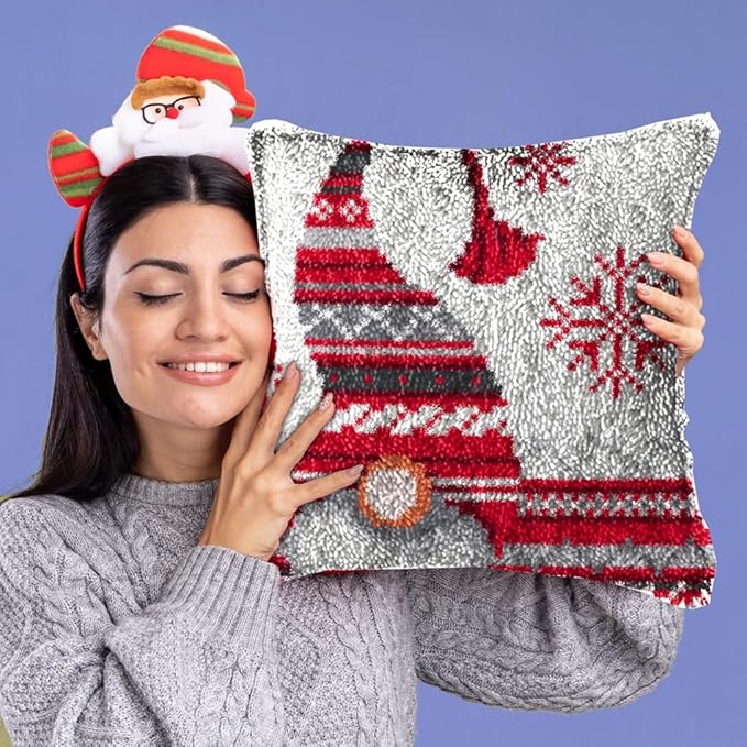 Latch Hook Kits Pillow Christmas Hat Crochet Yarn Cushion Colour Pre-Printed Canvas Rug Needlework DIY Pillowcase Hook and Latch Kit Home Arts Crafts Sofa Decoration 42x42cm/16X16inch