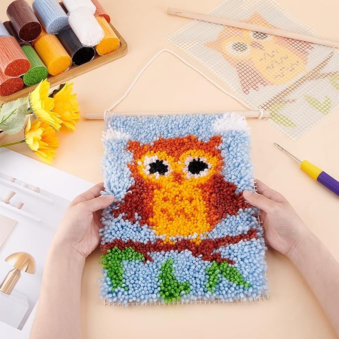 FREEBLOSS Latch Hook Rug Kit Owl Pattern Latch Hook Tapestry Kit for Adults Beginners Yarn Rug Hooking Kits Creative Craft for Learning Rug Making