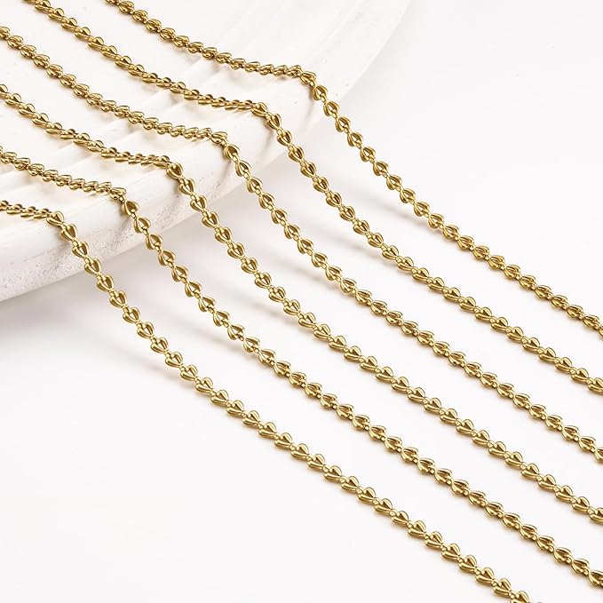 Kyutong 5M/16.4FT Stainless Steel Jewelry Making Supplies Gold Plated Chains Bulk Hollow Heart Chain Links on Spool with Lobster Clasps Jump Rings