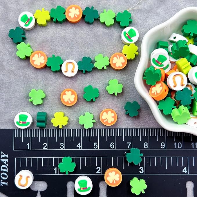 100Pcs St. Patrick's Day Shamrocks Handmade Polymer Clay Beads, Luck Clover Prints Polymer Clay Spacer Beads for Women Jewelry Making DIY Charms Bracelet Necklace Hair Clip Accessories Handmade Craft
