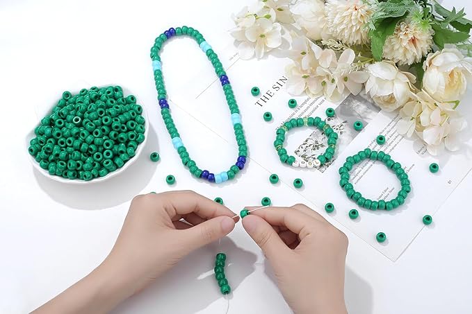 1000Pcs Green Pony Beads Necklace Crafts 6x9mm Bulk Plastic Bead for Bracelets, Hair Braids Hair Pony Kandi Beads for Jewelry Making Keychain (Green)