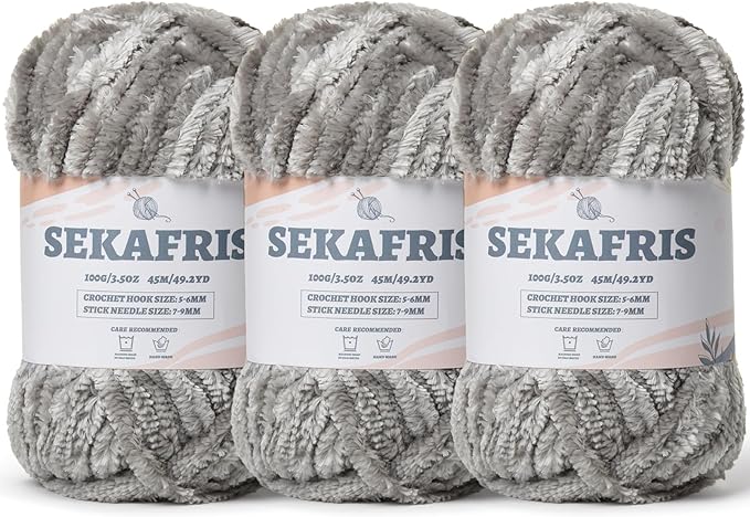 Fuzzy Chunky Chenille Yarn for Crocheting，Soft Plush Yarns for Hand Knitting，Bulky 3x100g（3x49.2 yd） Baby Blanket Yarn for Crocheting Amigurumi，Crochet Fluffy Velvet Yarns (Silver Gray)