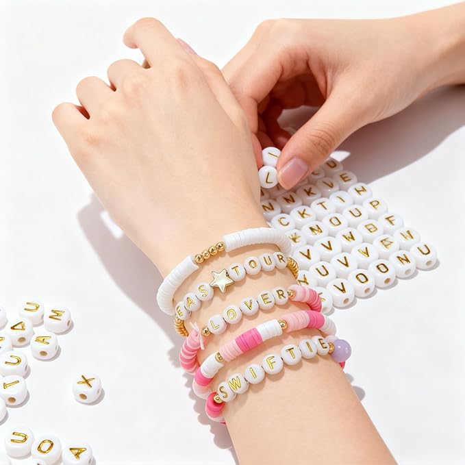 nikkiGuo 1250 PCS Letter Beads Kit with Elastic Cord – Alphabet A–Z, Numbers, Heart, Moon, Star, Smiley Beads for Friendship Bracelets & DIY Jewelry (White Beats & Golden Letters)