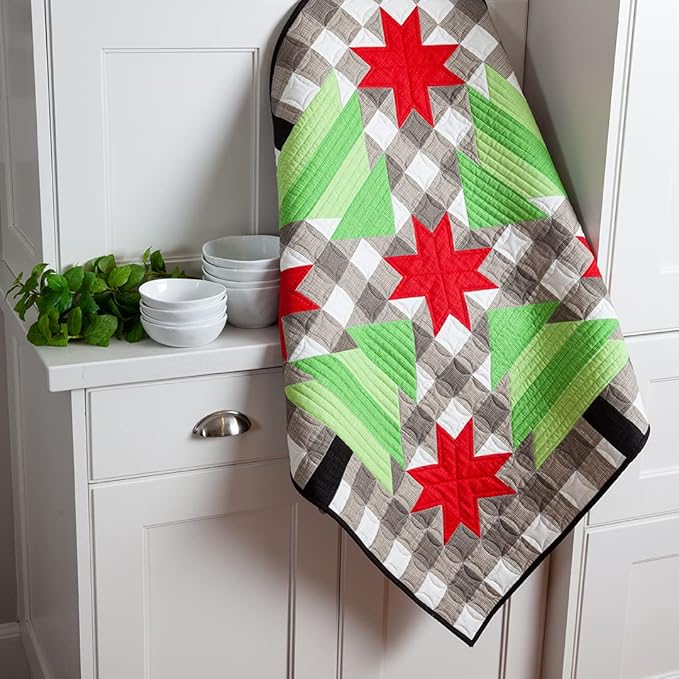 Riley Blake Quilt Project of The Month Kit: Easy DIY Designs for Every Season, for Quilting, Apparel, Crafting, and Home Decor (Table Topper - December)