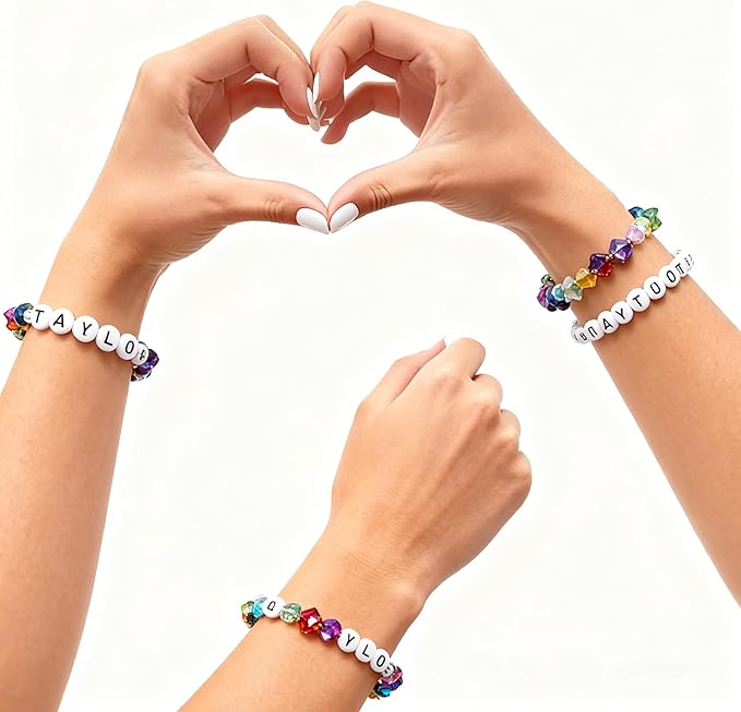 nikkiGuo 1250 PCS Letter Beads Kit with Elastic Cord – Alphabet A–Z, Numbers, Heart, Moon, Star, Smiley Beads for Friendship Bracelets & DIY Jewelry (White Beats & Black Letters)