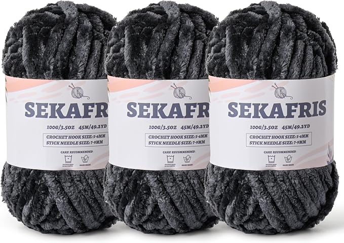 Fuzzy Chunky Chenille Yarn for Crocheting，Soft Plush Yarns for Hand Knitting，Bulky 3x100g（3x49.2 yd） Baby Blanket Yarn for Crocheting Amigurumi，Crochet Fluffy Velvet Yarns (3 Carbon Gray)