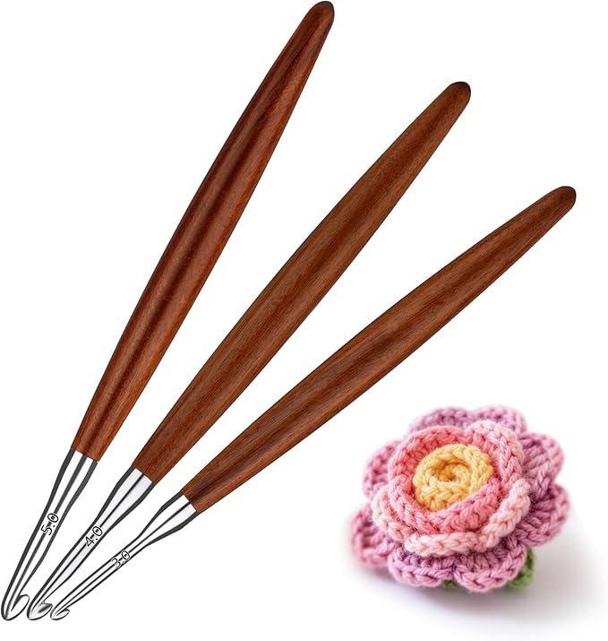 Lunarm Crochet Hooks Set, 3 Pack Ergonomic Aluminum Crochet Hooks with Wood Handle in Size 3mm 4mm 5mm for Arthritic Hands DIY Craft Knitting Dolls, Bouquets, Blankets, Hats, Gloves from Various Yarns
