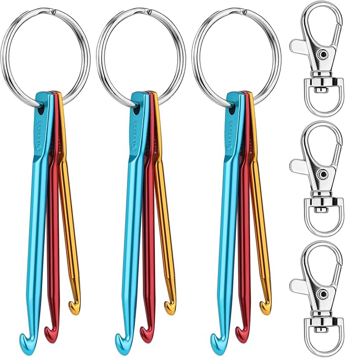 SHWAKK 3 Sets Mini Crochet Hook Keychain, 3 Size Aluminum Crochet Knitting Needles with Swivel Suitable for Yarn Knitting, Perfect for Beginners (3mm, 4mm, 5mm)