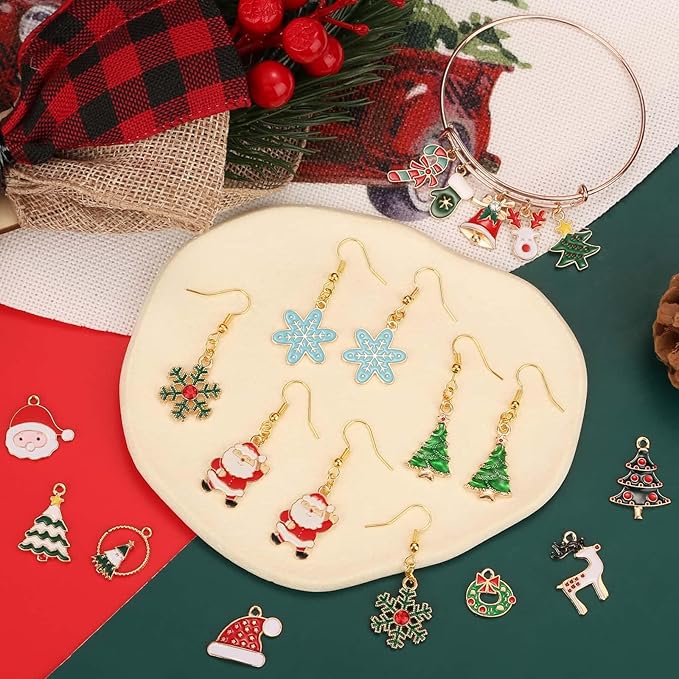 Acejoz 100Pcs 50 Pairs Christmas Charms for Jewelry Making and Bracelets, Gold Enamel Jewelry Pendants for Xmas Earring Bracelet Necklace Craft Making