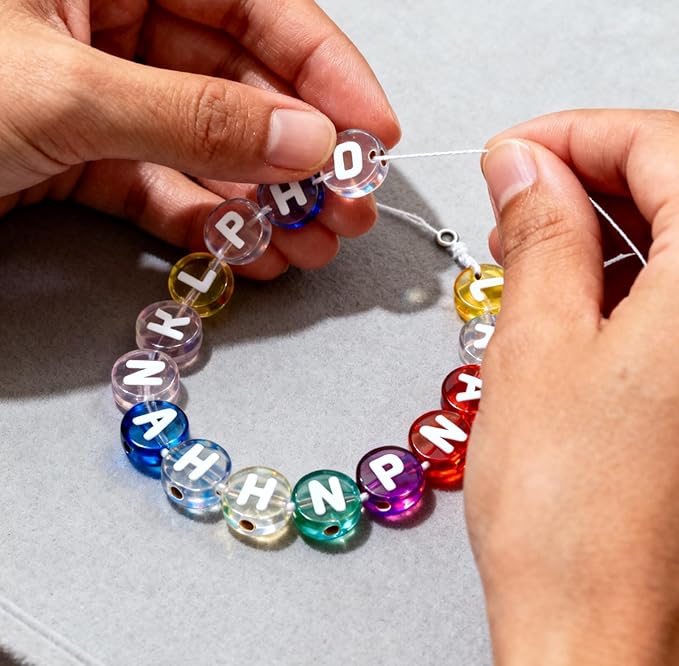 nikkiGuo 1250pcs 4x7mm White Round Acrylic Alphabet Beads A-Z Heart Beads with Numbers Crystal Line for Jewelry Bracelet, Necklace and Key Chains (Transparent Color)