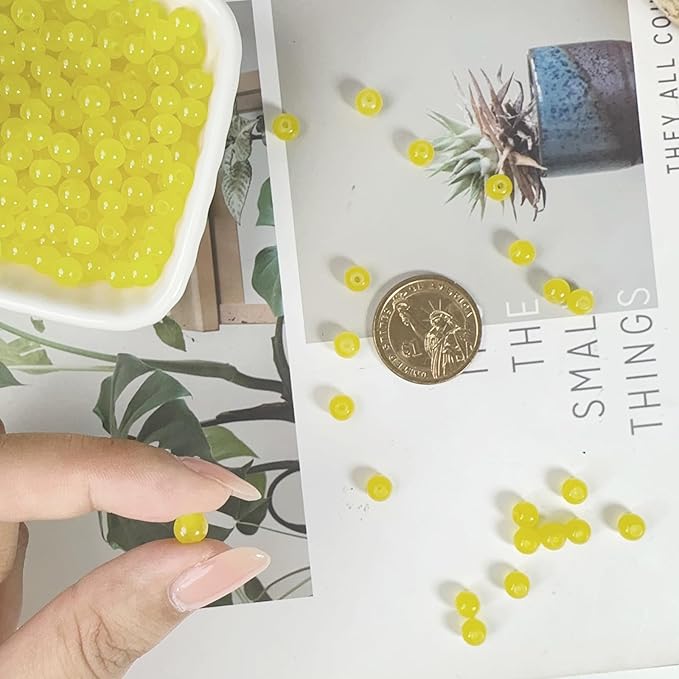 6mm Round Glass Beads for Jewelry Making, 900Pcs Glass Seed Beads for Bracelets, DIY Crafts (Yellow)