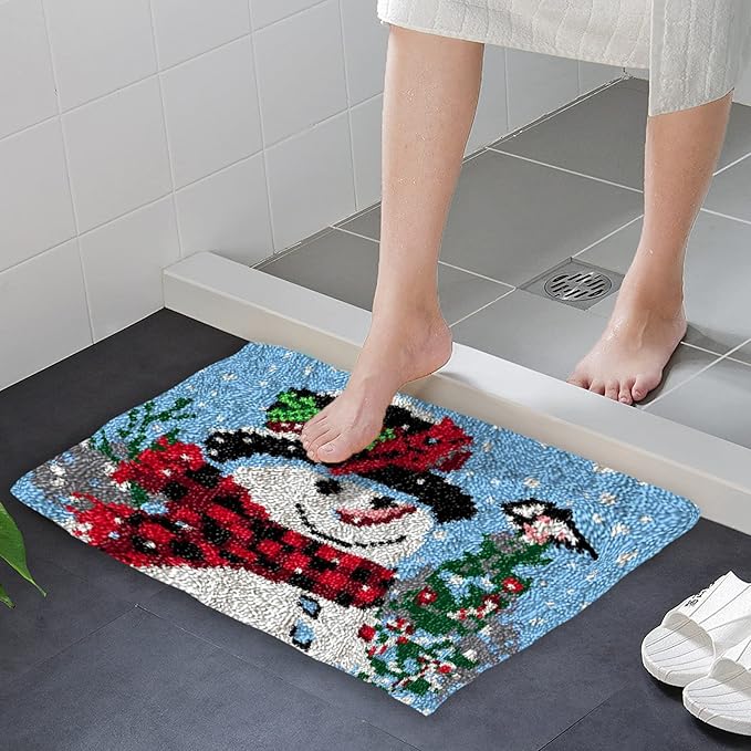 ZFFLYH Christmas Snowman Latch Hook Rug Kits, DIY Rug Crochet Yarn Kits Printed Color Canvas Christmas Decoration and Activity 20.5X15 Inch