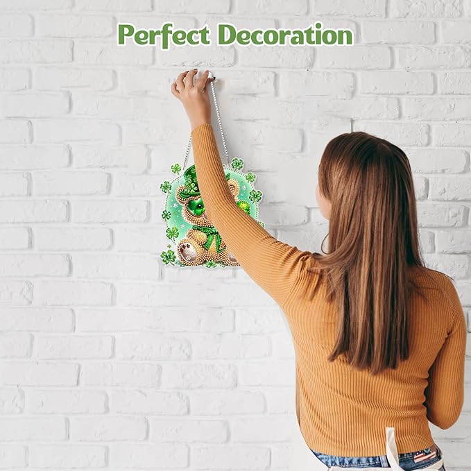 GHHKUD Bear Diamond Art Hanging Kit for Adults, DIY Double Sided Diamond Painting Hanging St.Patrick's Day, Special Shaped Acrylic Ornaments Pendants for Window Home Garden Wall